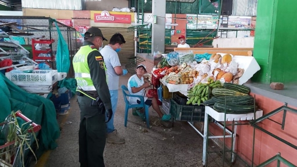 Cerrados temporalmente establecimientos de la Central de Abastos que venden bebidas embriagantes