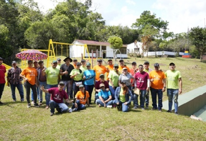 Trabajadores de Ecopetrol y comunidad unen fuerzas para embellecer escuela rural en Aguazul