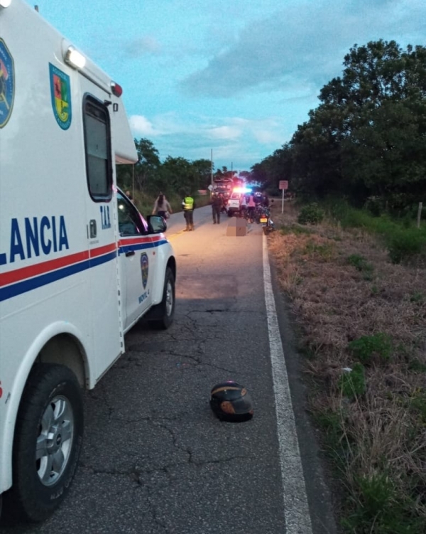 Motociclista murió al impactar a una ciclista en la vía Aguazul - Maní