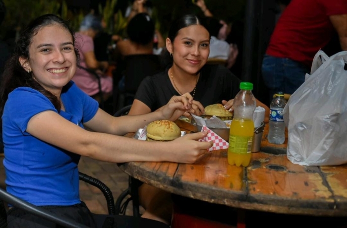 Más de 30.000 hamburguesas vendió Yopal en el Burger Master
