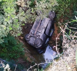 Conductor se salió de la vía al parecer por microsueño en el sector de La Patimena en Yopal