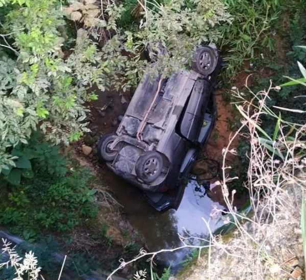 Conductor se salió de la vía al parecer por microsueño en el sector de La Patimena en Yopal