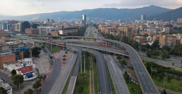 Inicia cuarentena para frenar casos de COVID-19 en Colombia