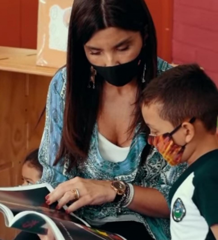 Ministra de Educación entregó sala de lectura en el Megacolegio El Progreso de Yopal