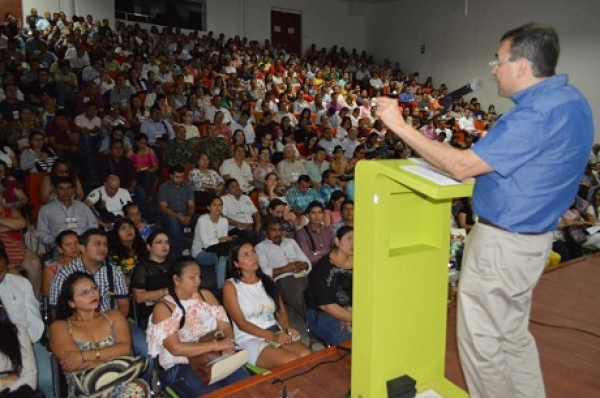 Contraloría brindó actualización sobre nuevas normas de contratación estatal