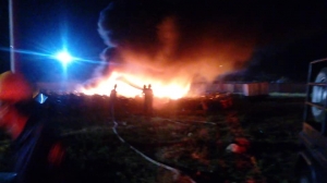 Al menos 100 motos quedaron calcinadas por incendio en parqueadero de Setty