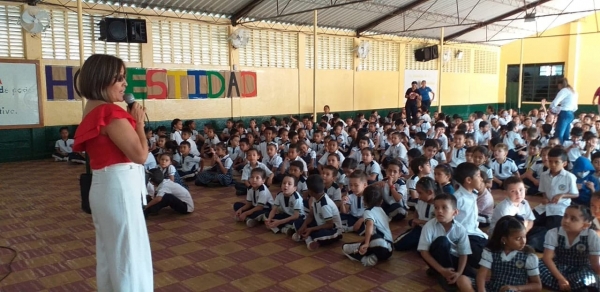 En los colegios de Yopal se celebró el Día de la Niñez