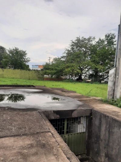 Ladrones se ensañaron con la piscina olímpica del polideportivo Piel Lora Muñoz en Yopal