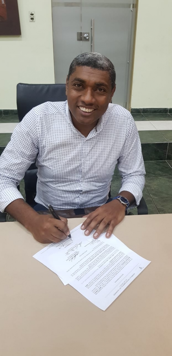 Exarbitro Imer Machado se posesionó como diputado de Casanare