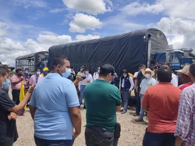 Estancados productos en Casanare por bloqueo de vías
