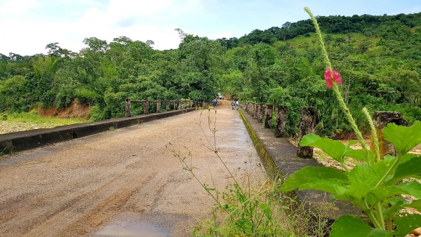 Buscan salvar del colapso a puente entre Paz de Ariporo y Támara