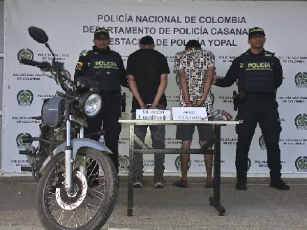 Policía capturó a dos hombres con arma de fuego en las inmediaciones del aeropuerto de Yopal
