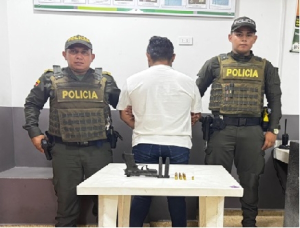 Capturan a pensionado militar por realizar disparos dentro de local comercial en Paz de Ariporo