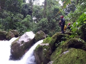 Bomberos continuan la búsqueda del desaparecido José Holguín en quebrada la Socochera