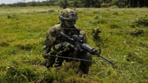 Autoridades incautan armas y material de campaña en zona rural de Puerto Gaitán