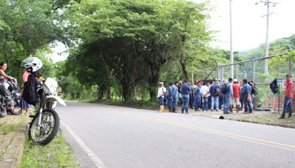 Manifestantes no permiten trabajos en la Planta Conciliada