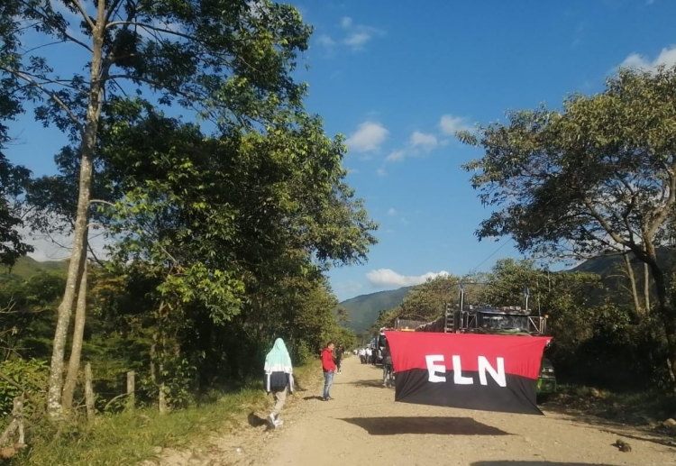 ELN bloqueó por varias horas la vía a Sácama