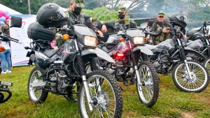 Motocicletas y camionetas recibió el Ejército Nacional en Casanare