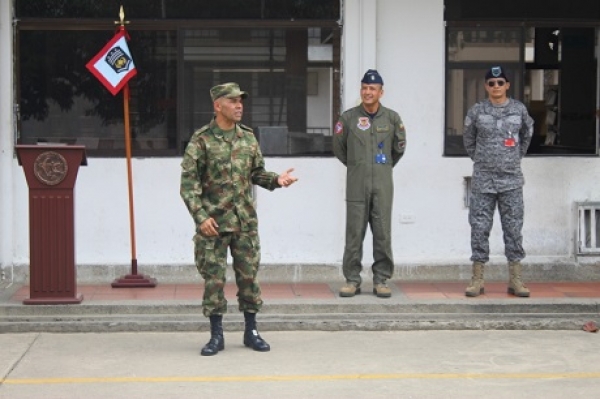 El Suboficial más antiguo de las Fuerzas Militares visitó al GACAS