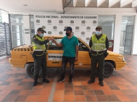 Policía recuperó un taxi en Monterrey