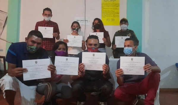 70 jóvenes de barrios que han sido afectados por el consumo de drogas en Yopal, se graduaron en programas del SENA