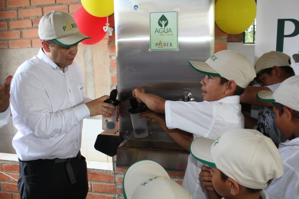 Proyecto &quot;Agua para Todos&quot; de Parex, mejora la calidad del agua en Hato Corozal