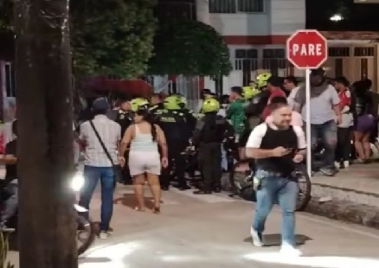 Comunidad lanzó piedras contra vivienda de un presunto ladrón en el barrio Nuevo Hábitat 2