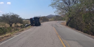 Accidente de tránsito en vía a Paz de Ariporo deja dos heridos