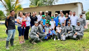 Con aportes voluntarios del Grupo Aéreo de Casanare se implementó una huerta escolar en Institución Educativa Policarpa Salavarrieta sede La Arenosa