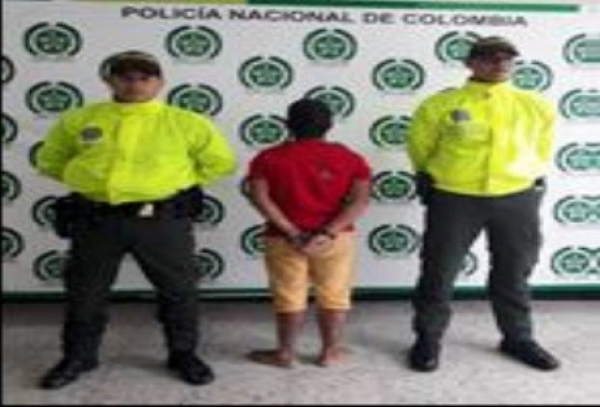 Presunto agresor sexual de sus hermanastras fue asegurado