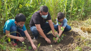 Niños del proceso de inclusión adelantaron nueva jornada de siembra de árboles en el parque La Iguana en Yopal