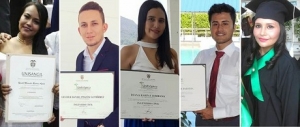 Becarios de &#039;Educa con Equión&#039; se graduaron como profesionales
