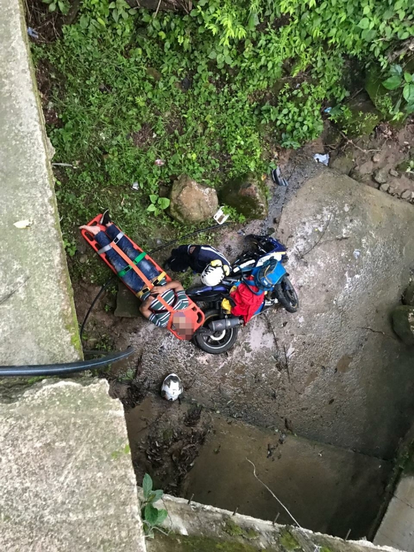 Motociclista cayó de un puente de 6 metros en la vía Aguazul - Sogamoso