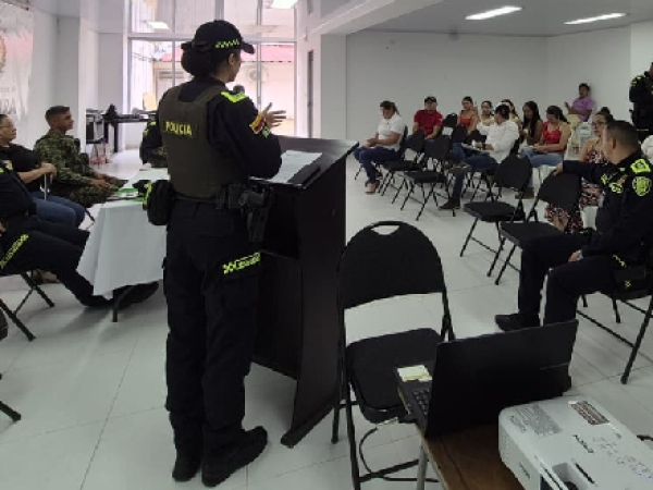 Autoridades y comunidad de Támara coordinan acciones de seguridad en encuentro ciudadano