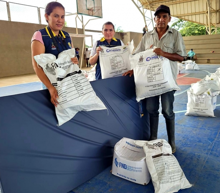 Llegaron ayudas humanitarias para familias damnificadas de Bocas del Pauto y Araguaney por inundaciones del río Pauto y Meta