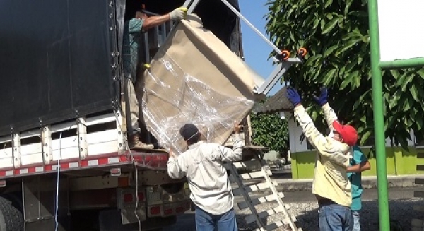 Ecopetrol entregó mobiliario escolar a instituciones educativas en Monterrey