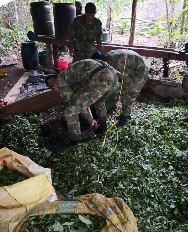 Ejército Nacional destruye laboratorio para el procesamiento de pasta base de coca en Cumaribo, Vichada