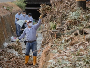 Más de 1.300 toneladas de basura fueron retiradas durante jornada de limpieza en Yopal