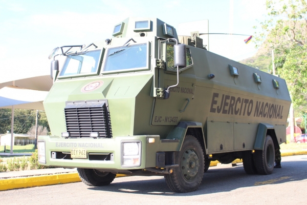 Novedoso vehículo fue creado para generar solución a las graves afectaciones terroristas que se presentan durante los movimientos motorizados militares.