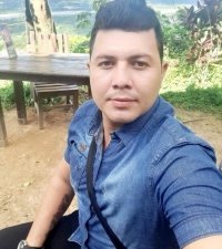 Se presentó ante la Fiscalía conductora que dejó gravemente herido a un motociclista y luego huyó del lugar