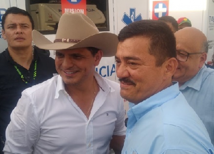 Con el apoyo de la Gobernación el alcalde de Sabanalarga busca renovar el banco de maquinaria de su municipio