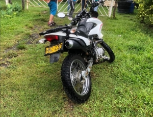 Moto robada en Paz de Ariporo apareció en zona rural de Yopal