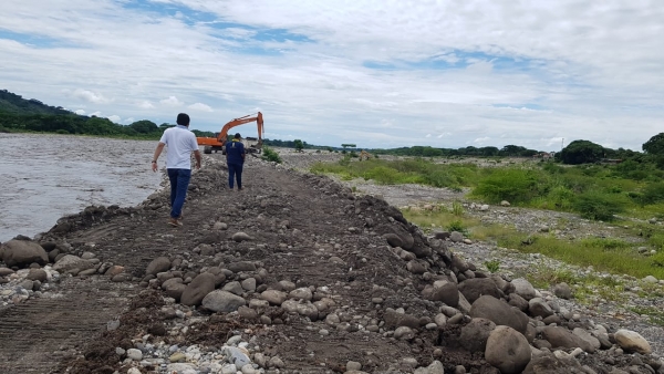 Mensaje de tranquilidad a ribereños del río Cravo Sur en Yopal