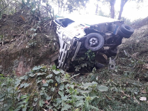 Conductor de furgón murió en accidente en la vía Aguazul - Sogamoso