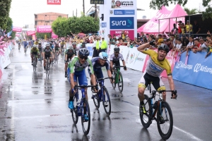 Aguazuleño William Muñoz, ganador de la primera etapa de la Vuelta a Colombia Casanare Bicentenario