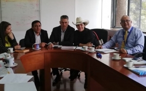 Senadora Amanda González anuncia mejoramiento de la red terciaria de Aguazul