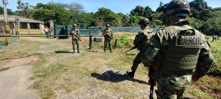 Tropas del Ejército Nacional reforzarán  seguridad en Puerto Rondón, Arauca