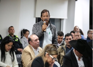 Gobierno y sector arrocero avanzan en negociación tras siete horas de diálogo sobre precio del arroz