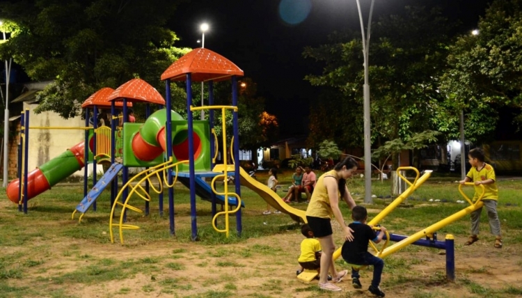 “Un ambiente más tranquilo se vive en Yopal con la iluminación de 21 parques”: afirma SAYOP.