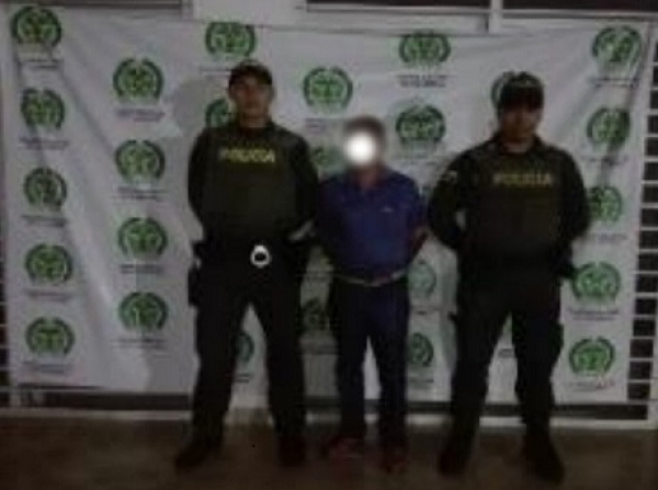 Un hombre fue capturado cuando intentaba prenderle fuego a una mujer en Villanueva